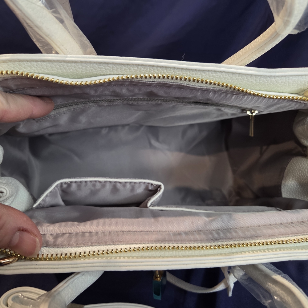 Elegant White Top-Handle Satchel Bag - Picture 7 of 10